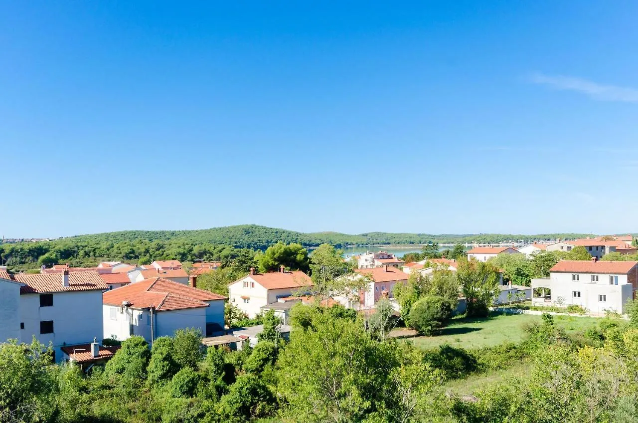 Apartments Dragutin Μεντουλίν Κροατία