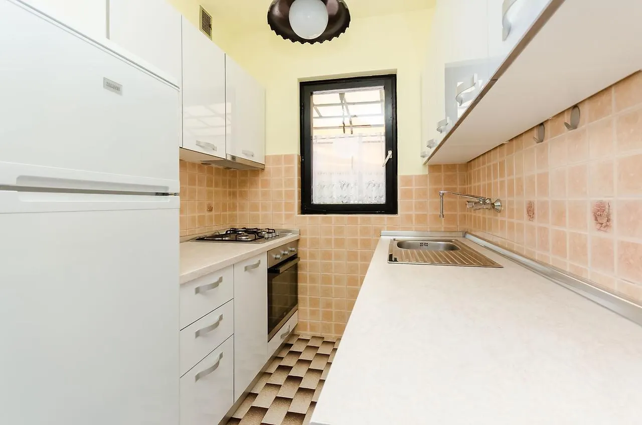Apartments Dragutin Medulin